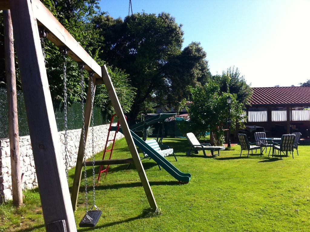 Apartamentos El Pradon De Santa Marina Parres de Llanes Esterno foto